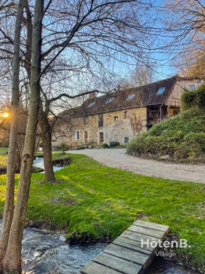 The Lajarlaud Mill - Nature & Charm Along the Water's Edge
